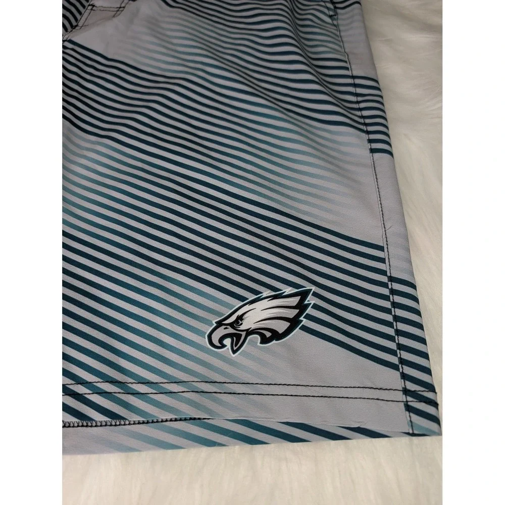 NFL Team Apparel Philadelphia Eagles Shorts Mens 36 Gray Green Striped belted